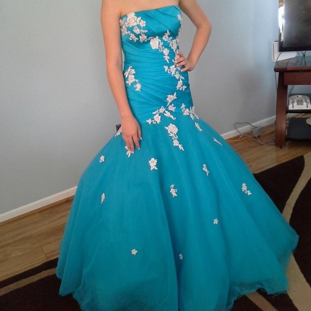 Prom dress
